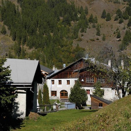 Sta-Maria Youth Hostel Santa Maria Val Muestair Exteriör bild